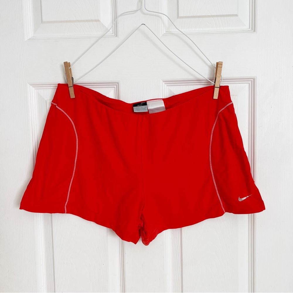 Nike Dri-Fit | Red Lined Shorts